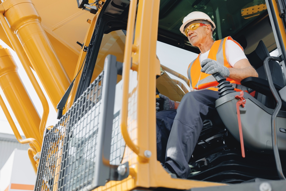 Crane Rental and Material Transport: A One-Stop Solution for South Florida Projects